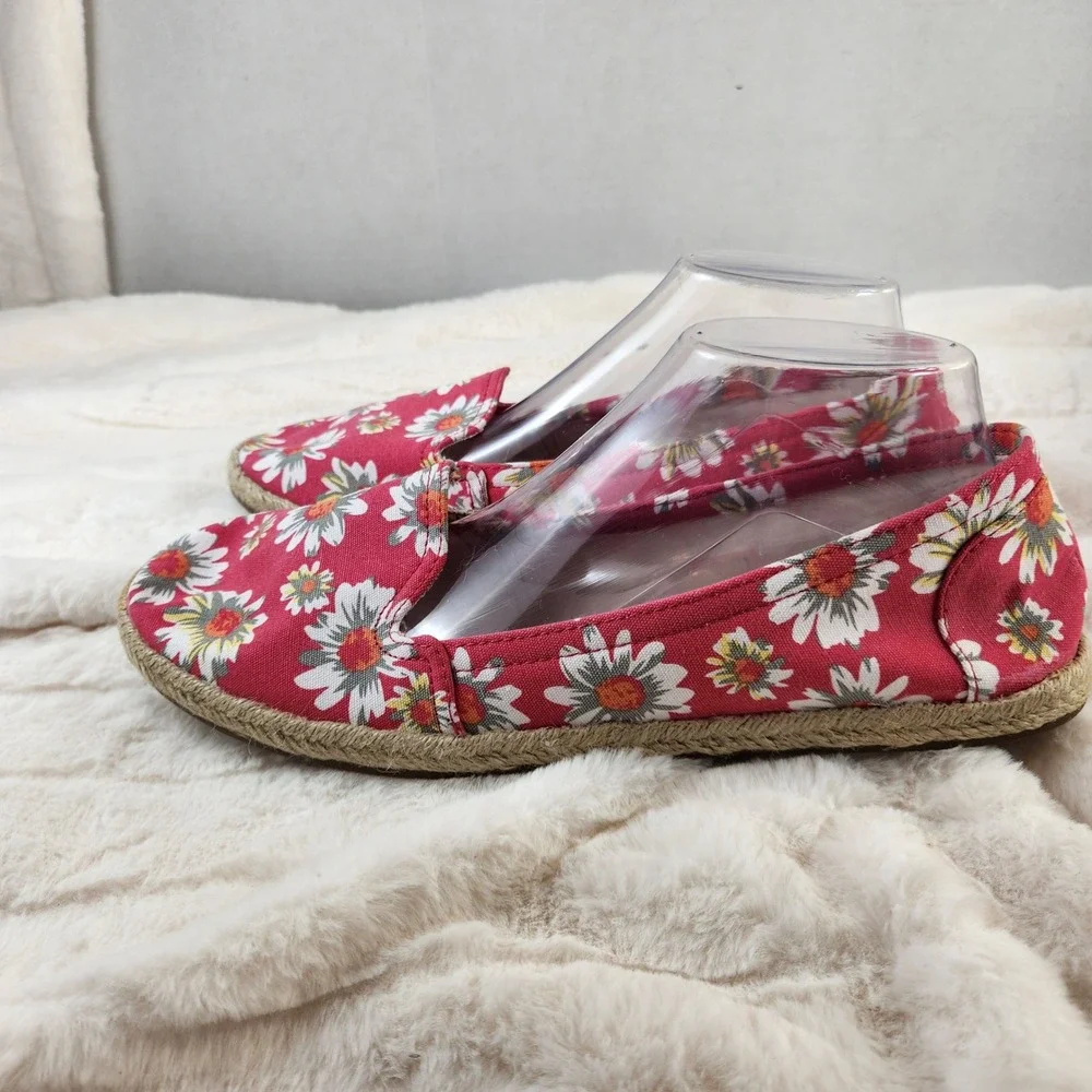 American Eagle AE Womens Red Daisy‎ Floral Espadrille Flats Shoes Size 11